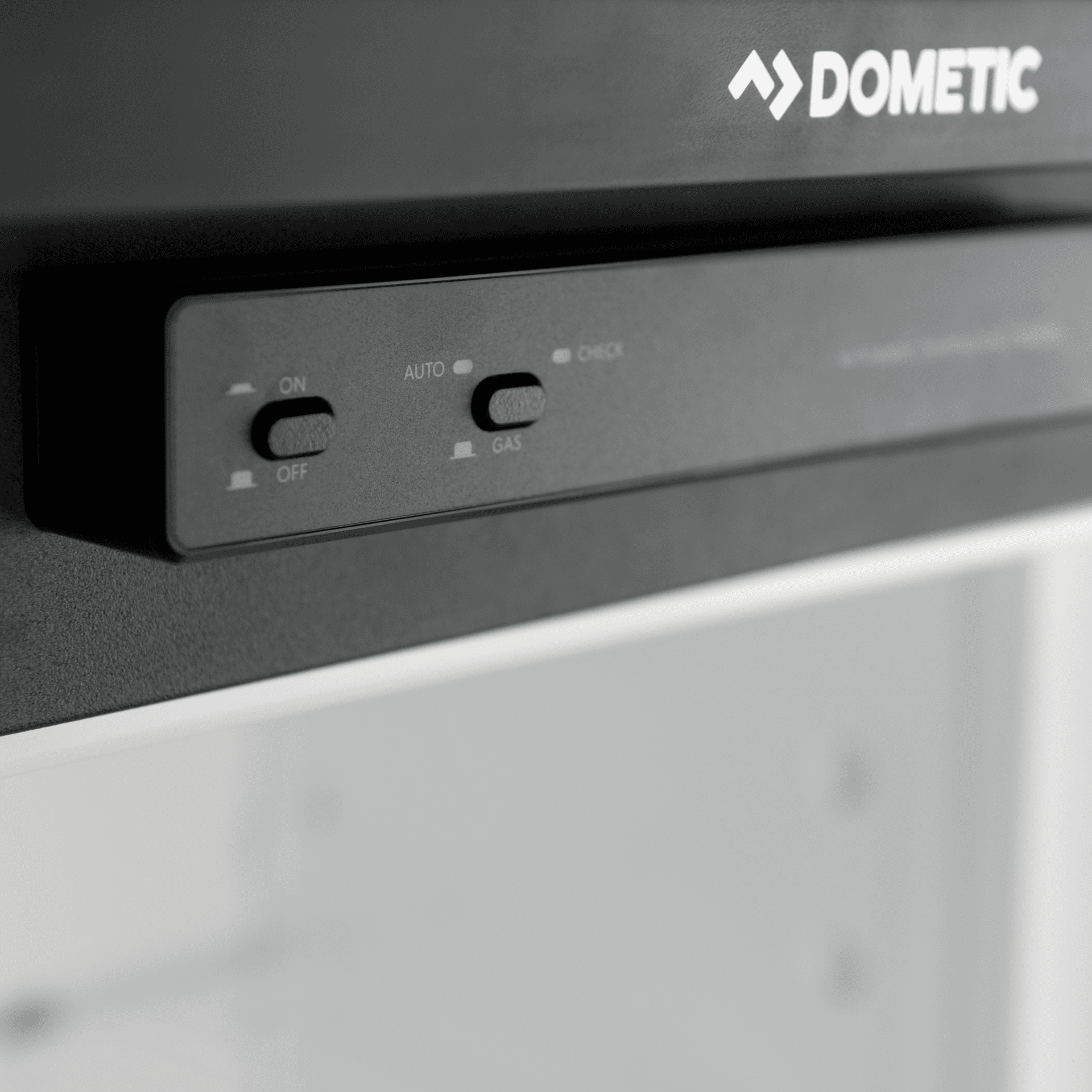 Dometic dm2682 shop